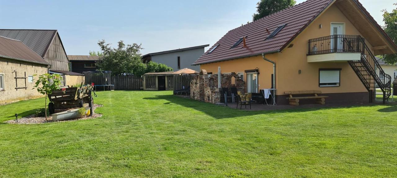 Ferienwohnung Am Muehlstein Lübben Exteriör bild